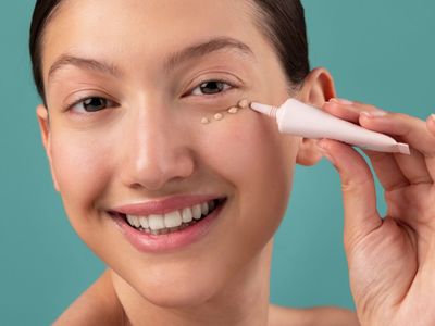 Penyebab Munculnya Mata Panda dan Cara Mengatasinya, Pakai Eye Cream dari Bahan Khusus