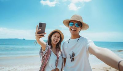 Rekomendasi Starter Pack Liburan ke Pantai ala Gen Z, Apa Aja Sih yang Harus Dibawa?