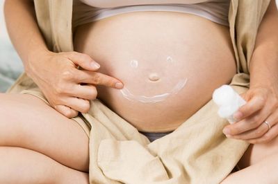 Hati-hati! Ini Bahan Kandungan Skincare yang Wajib Dihindari Bumil