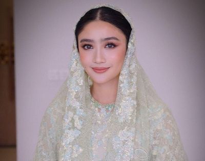 8 Potret Cantik Febby Rastanty di Jelang Pernikahan dengan Drajad Djumantara