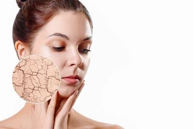 3 Cara Memilih Pelembab yang Cocok untuk Kulit Kering