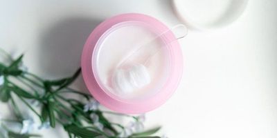Cleansing Oil vs Cleansing Balm: Mana yang Lebih Baik untuk Kulitmu?