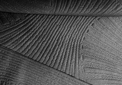 Popularitas Warna Hitam Selalu Dicintai di Dunia Fashion hingga Furniture Matras