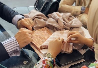 Cerita Menarik di Balik Suksesnya Desainer dan Brand Lokal