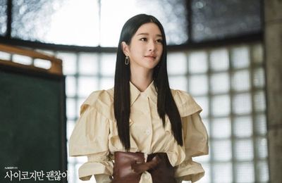 5 Aksesoris Terbaik ala Drama Korea, Bikin Penampilan Makin On Point!