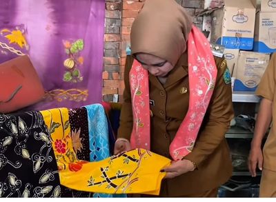 Soal Batik Tulis, Ini Pesan Wakil Bupati Sidoarjo Mimik Idayana: Jangan Sampai Mati Obor