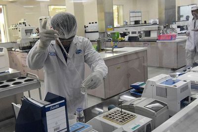 Perlindungan HAKI dapat Bangkitkan Industri Farmasi Nasional