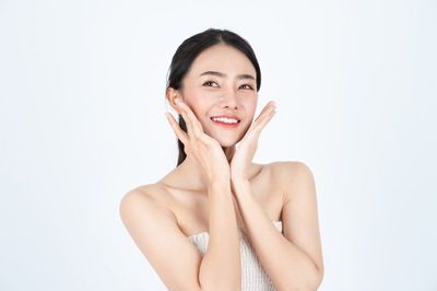 5 Cara Mudah Meniruskan Pipi Tembem Tanpa Operasi