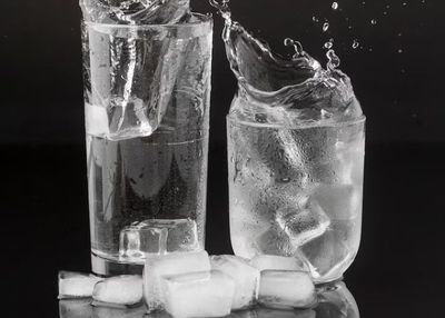 Bolehkah Langsung Minum Air Es saat Buka Puasa? Ini Penjelasan yang Jarang Diketahui