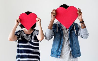 Cinta Saja Tak Cukup untuk Membangun Hubungan: Dilema Klasik dari Sudut Pandang Psikologi
