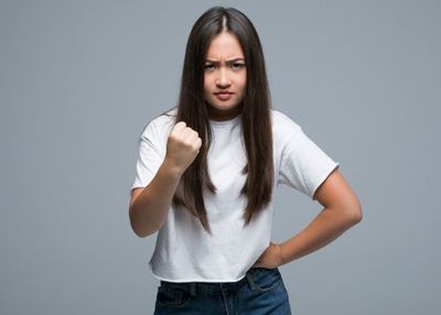 Cewek-cewek Wajib Simak! Ini Alasan Kenapa Mood Gampang Berubah saat Haid