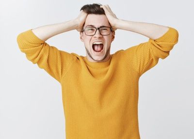 Mager di Usia 20-an? Mungkin Kamu Lagi Alami Quarter Life Crisis, Nih Tanda-Tandanya!