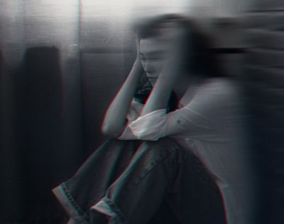 3 Hal yang Perlu Diketahui tentang Gangguan Mood hingga Depresi pada Wanita