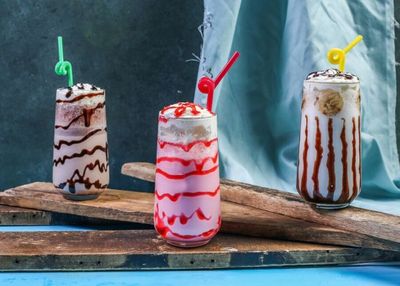 Bikin Seger Sih, tapi Konsumsi Minuman Manis Berlebihan Bisa Sebabkan Obesitas Lho!