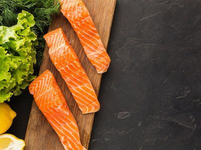 5 Makanan dengan Omega 3 Lebih Tinggi dari Salmon, Apa Saja?