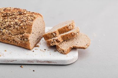 11 Makanan Ini Ternyata Bisa Bikin Kamu Cepat Tua! Coba Ganti yang Lebih Sehat