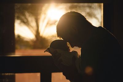 Indonesia Peringkat 3 Negara Fatherless, Simak Dampaknya Bagi Tumbuh Kembang Anak
