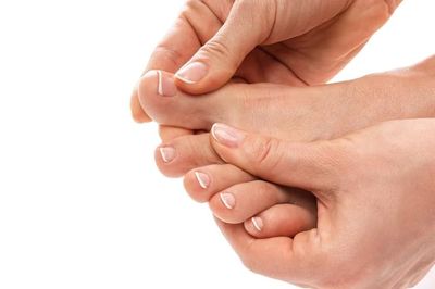 Bau Kaki Mengganggu? Coba Tips Simpel Ini Biar Pede Lagi