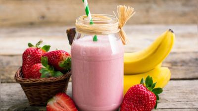 7 Manfaat Jus Pisang dan Stroberi untuk Kesehatan Tubuh