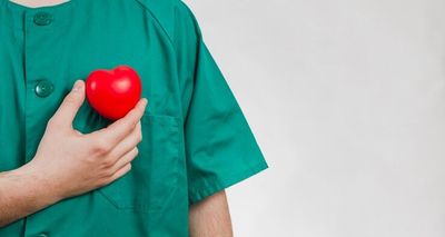 5 Buah Terbaik untuk Meningkatkan Kesehatan Jantung