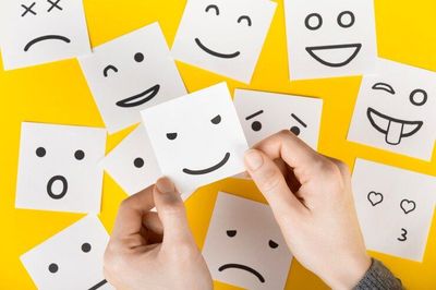 9 Mitos dan Fakta Gangguan Bipolar, Nomor 8 Paling Umum!