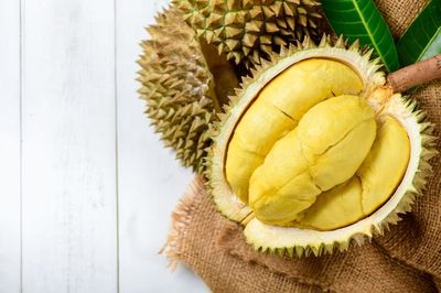 Rahasia di Balik Durian, Si Raja Buah yang Punya Khasiat Luar Biasa