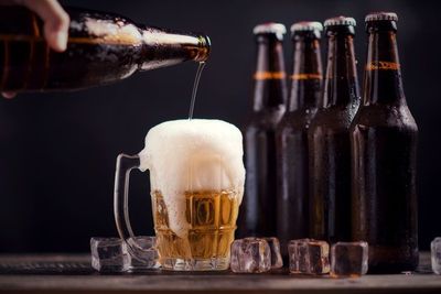 Kebiasaan Minum Alkohol Bisa Memperpendek Umur!
