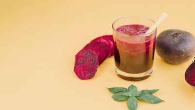 7 Manfaat Jus Buah Bit yang Baik untuk Kesehatan Tubuh, Wajib Coba!