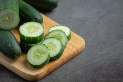 6 Manfaat Mentimun yang Jarang Diketahui: Kesehatan Luar dan Dalam Terjaga!