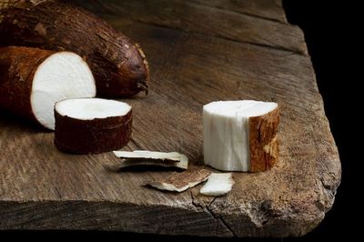 11 Manfaat Singkong untuk Kesehatan Tubuh, Kulit, dan Rambut