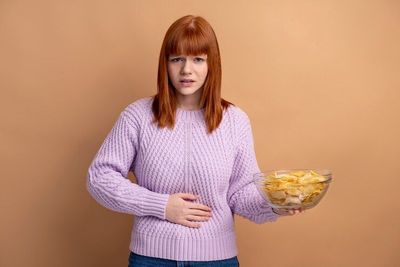 6 Makanan yang Bisa Menyebabkan Keracunan, Hindari sebelum Terlambat