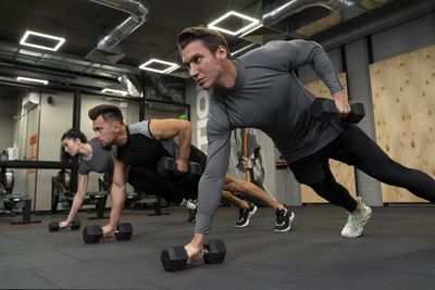 Waktu Terbaik untuk Workout Saat Puasa, Sebelum atau Sesudah Buka?