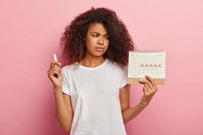 8 Cara Mengenali Tanda Kehamilan Saat Mengalami Menstruasi Tidak Teratur