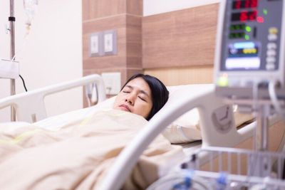 Apakah Wanita Masih Mengalami Menstruasi saat Koma? Ini Penjelasan Dokter