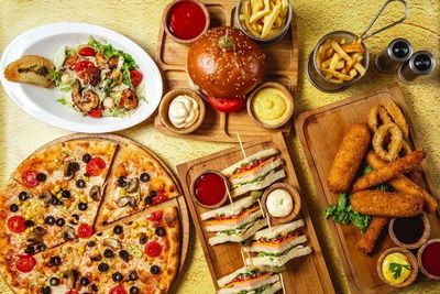 Restoran Cepat Saji di AS Hentikan Penggunaan Bawang setelah Wabah E. coli pada Menu McDonald s