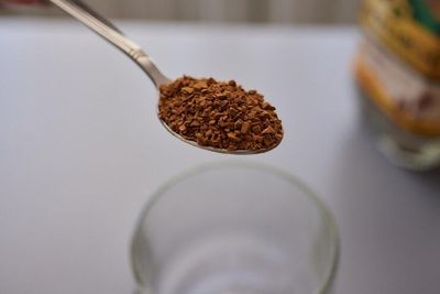 Ngopi Pagi Memang Enak! Tapi, Apakah Mengkonsumsi Kopi Instan Setiap Hari Berbahaya Bagi Tubuh?