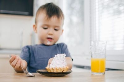 6 Manfaat Membatasi Gula di 1.000 Hari Pertama Anak, Orang Tua Wajib Tahu!