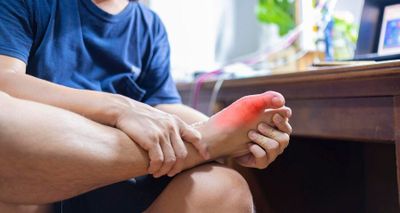 5 Tips Mudik Nyaman bagi Penderita Asam Urat, Apa Saja Ya?