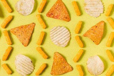 Dampak Kesehatan Konsumsi Snack Campur, Jajanan Baru yang Viral