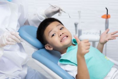 5 Cara Agar Anak-anak Gak Takut Pergi ke Dokter Gigi, Salah Satunya Pilih Dentist Berkonsep Unik