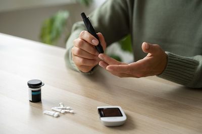 Mengelola Diabetes dengan Pola Makan yang Tepat: Makan Lebih Sering, Hidup Lebih Sehat