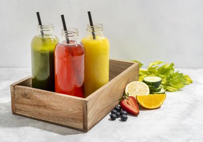 Jus Detoks Setiap Hari, Tren Sehat atau Bahaya Tersembunyi?