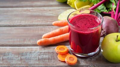 7 Manfaat Jus Wortel, Bit, dan Apel untuk Darah Sehat dan Tubuh Energik