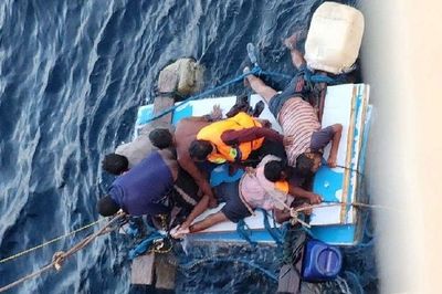 Kapal Singapura Selamatkan 6 ABK WNI yang Terombang-ambing di Perairan Papua Barat