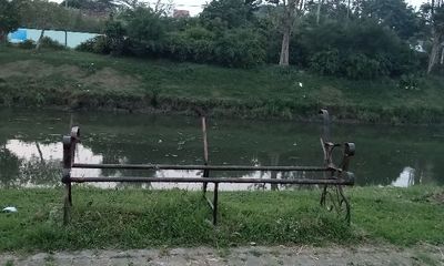 Miris! Habiskan Rp11,9 M, RTH Kali Ngrowo Tulungagung Tak Terurus, Kursi Dibiarkan Rusak