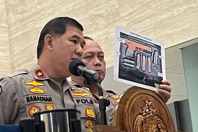 Ini Pistol Baru Polri: Pelurunya Pakai Bubuk Lada dan Gas Air Mata!