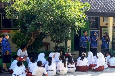 Ada Sekolah di Surakarta yang Cuma Punya 1 Siswa Baru, Gibran: Kami akan Regrouping