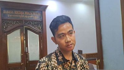 Jawaban Gibran soal Peluang Jadi Cawapres Prabowo: Aku Anak Kecil, Gak Ikut-ikutan