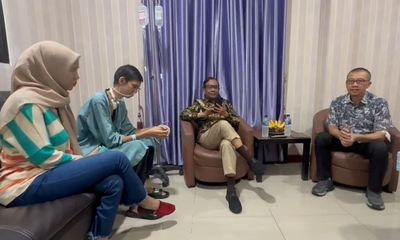 Mahfud MD Jenguk Sultan Korban Terjerat Kabel Optik: Bali Tower Perlu Pendekatan yang Lebih Manusiawi!
