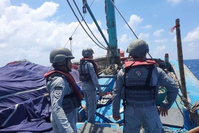 Bakamla RI Tangkap Kapal Vietnam Curi Ikan di Laut Natuna